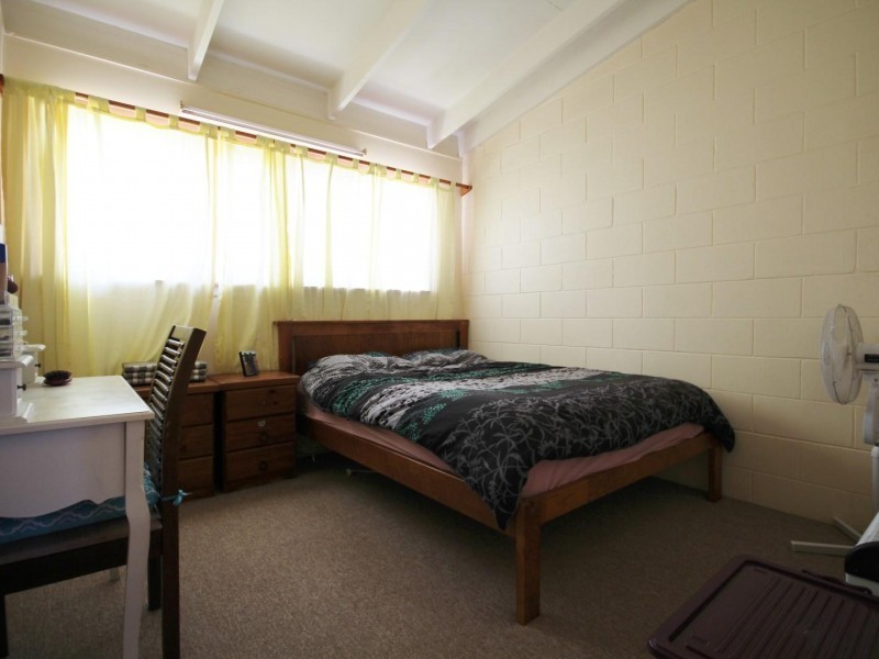 Unit 1 & 2, 31 Neil Street, Southside QLD 4570
