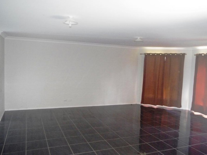 35 Willow Grove Road, Southside QLD 4570