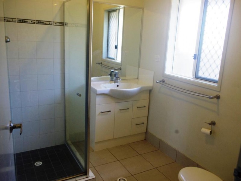 35 Willow Grove Road, Southside QLD 4570