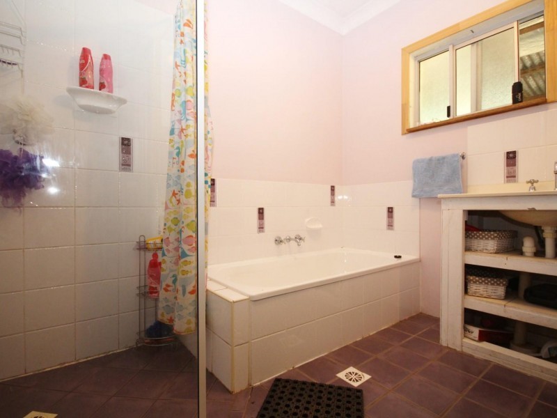 133 Upper Widgee Road, Widgee QLD 4570