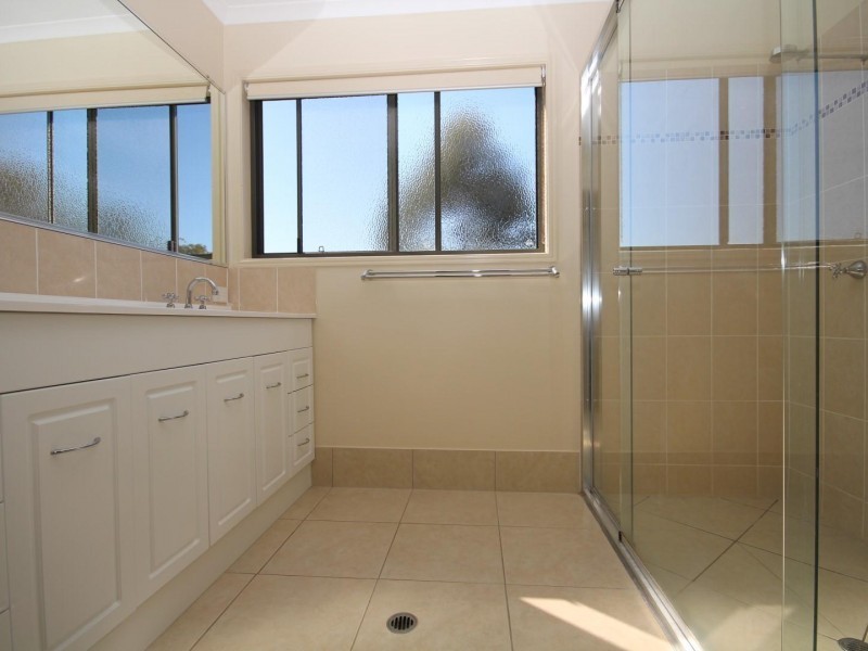 14 Shiraz Court, Curra QLD 4570
