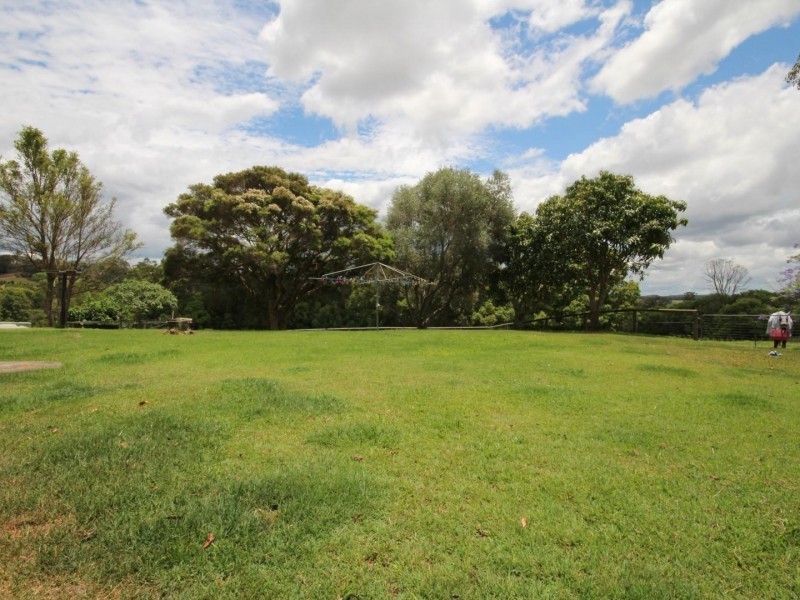 693 East Deep Creek Road, Cedar Pocket QLD 4570