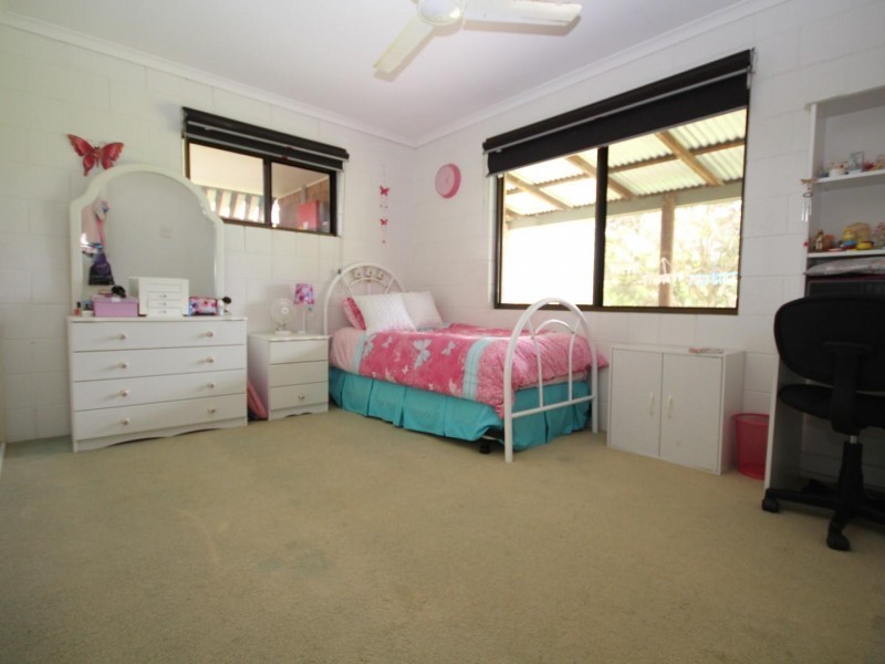 693 East Deep Creek Road, Cedar Pocket QLD 4570