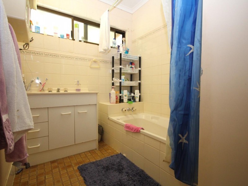 693 East Deep Creek Road, Cedar Pocket QLD 4570