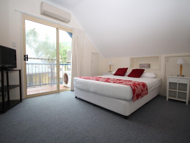Unit 17, 4 Double Island Drive, Rainbow Beach QLD 4581