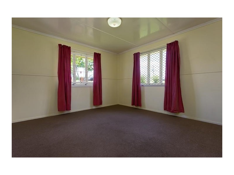 47 Lawrence Street, Gympie QLD 4570