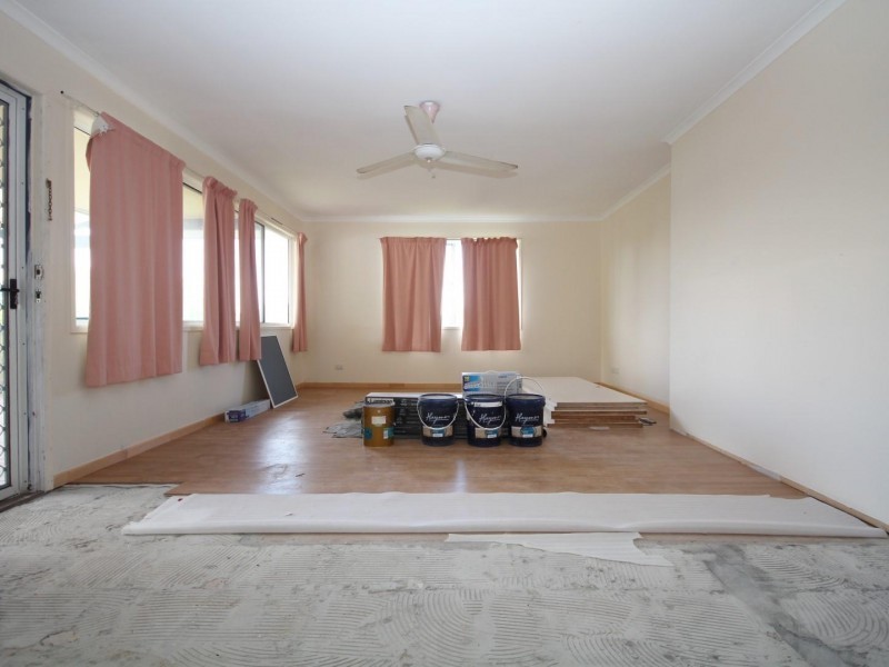 87 Crescent Road, Gympie QLD 4570