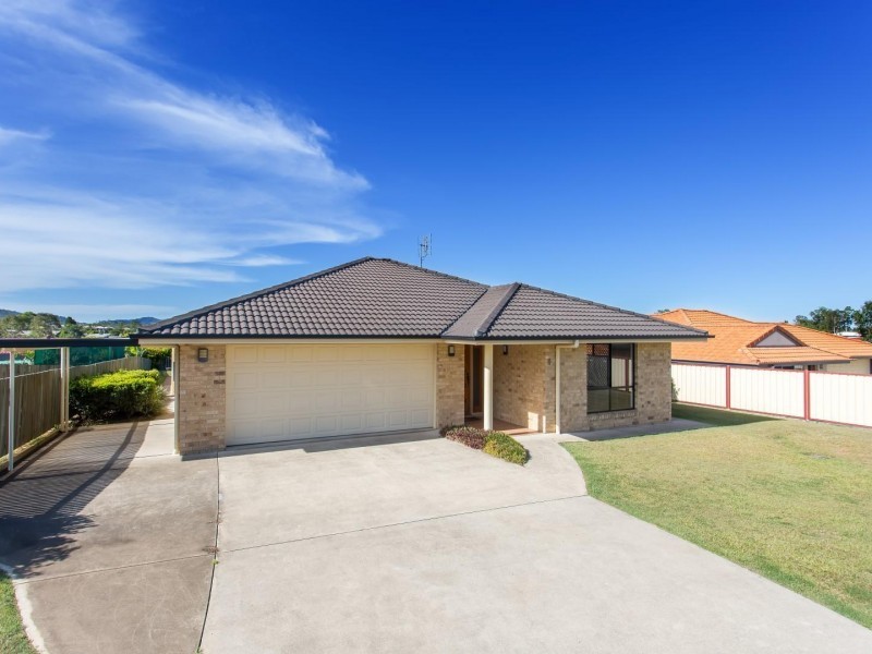 8 Kyleigh Court, Southside QLD 4570