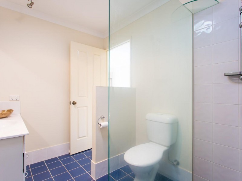 8 Kyleigh Court, Southside QLD 4570