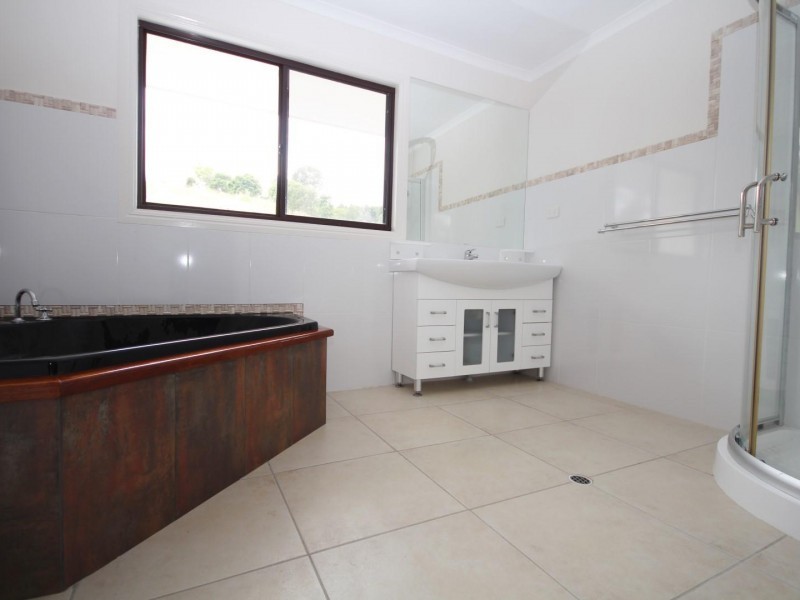 57 Hetherington Road, Chatsworth QLD 4570