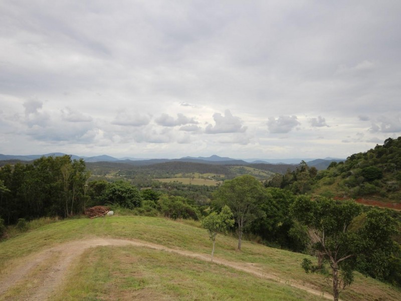 57 Hetherington Road, Chatsworth QLD 4570