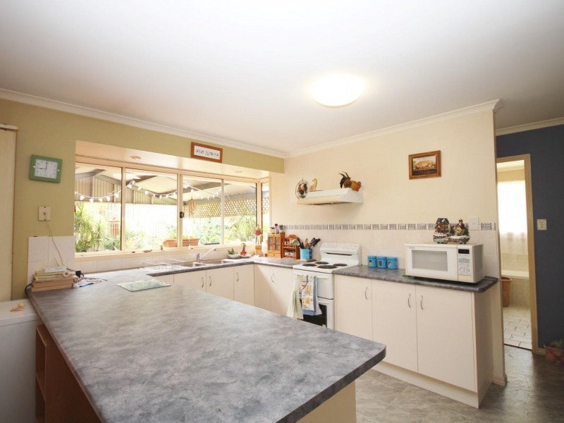 12 James Kidd Drive, Monkland QLD 4570