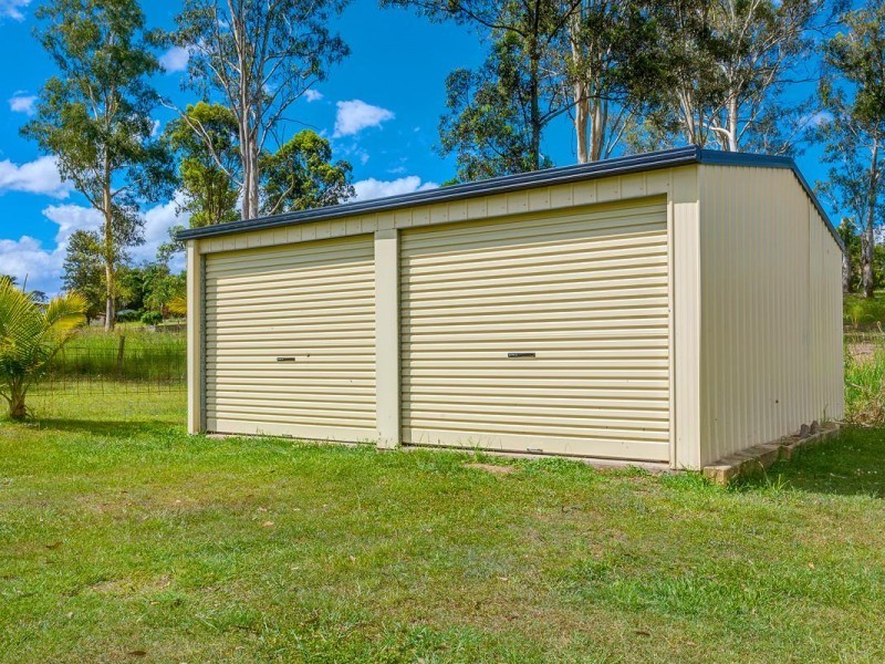 9 Oxford Court, Southside QLD 4570