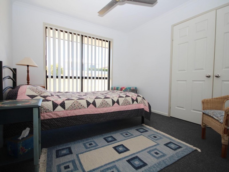 14 Hilltop Avenue, Southside QLD 4570