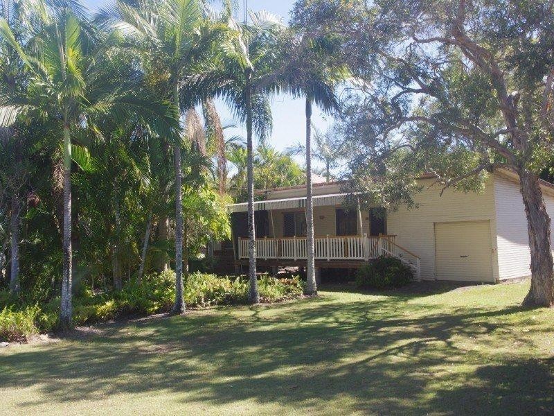 75 Esplanade, Tin Can Bay QLD 4580