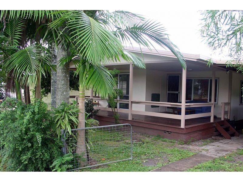 32 Tailor Street, Tin Can Bay QLD 4580