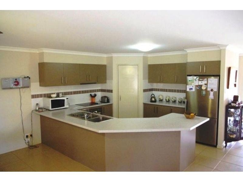 11 Scott Thomas Drive, Sexton QLD 4570