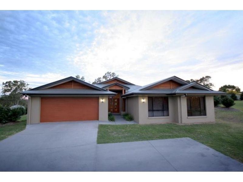 56 Fraser Road, Araluen QLD 4570