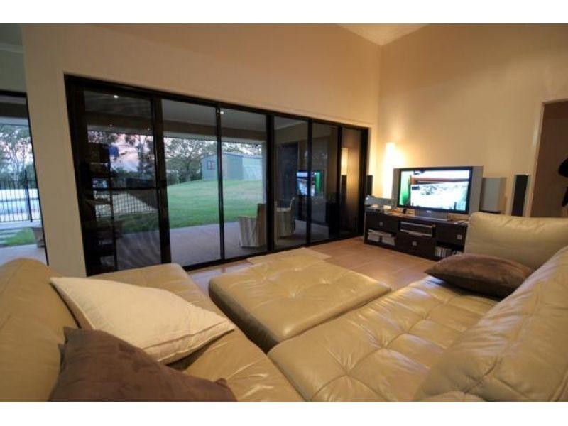 56 Fraser Road, Araluen QLD 4570