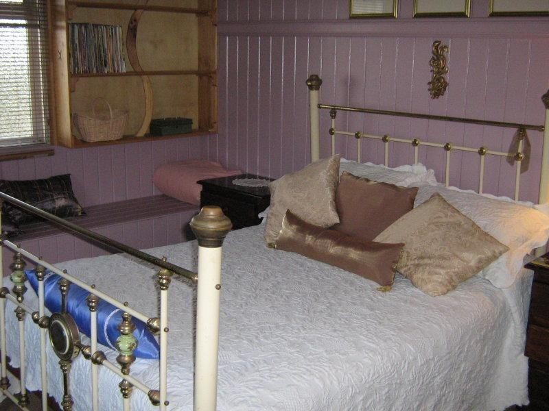 6 Laird Street, Goomeri QLD 4601