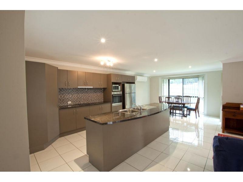 17 Haven Street, Southside QLD 4570