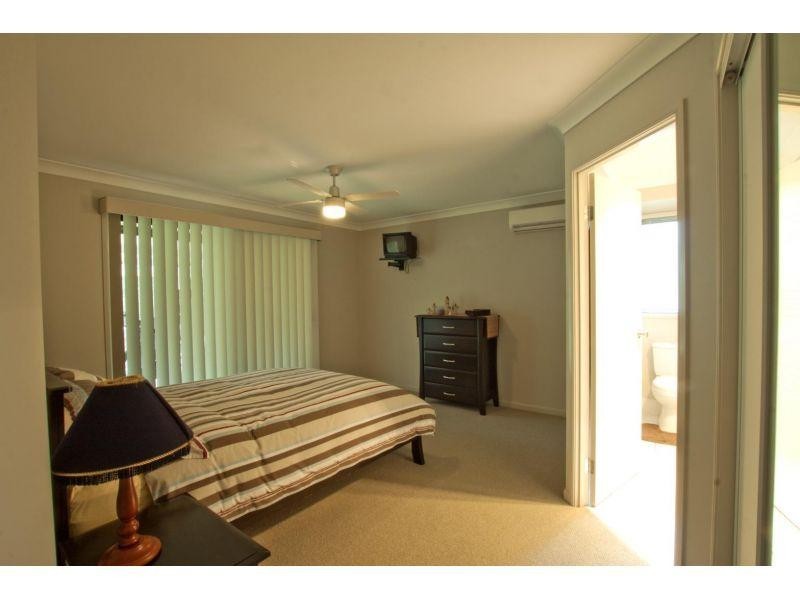 17 Haven Street, Southside QLD 4570