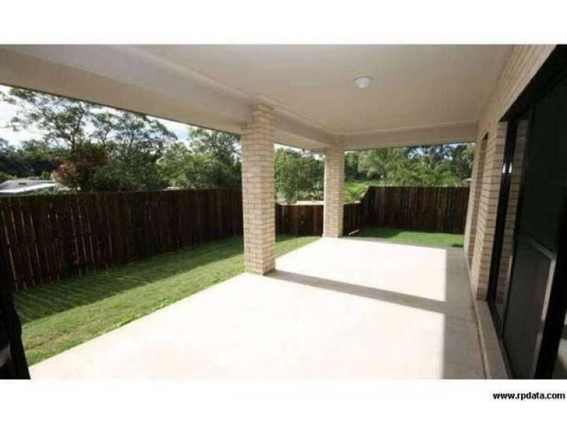 64 Bushland Drive, Southside QLD 4570