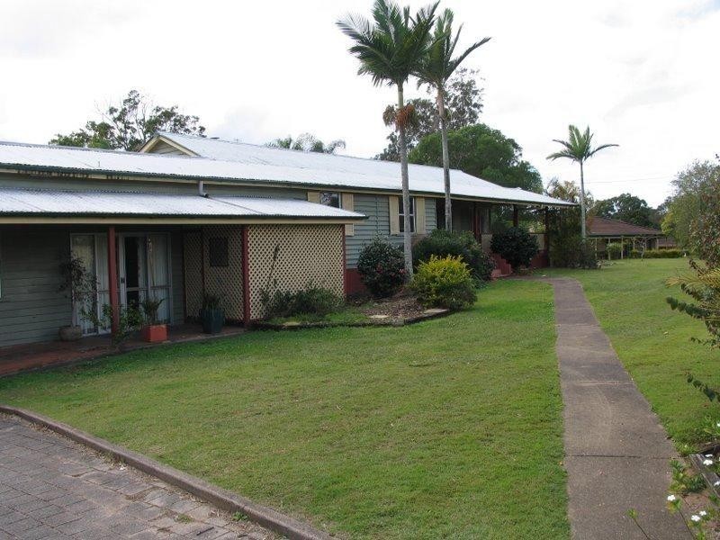 41 Watson Road, Southside QLD 4570