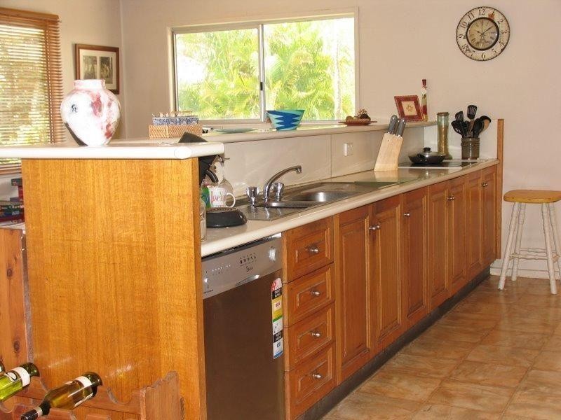41 Watson Road, Southside QLD 4570