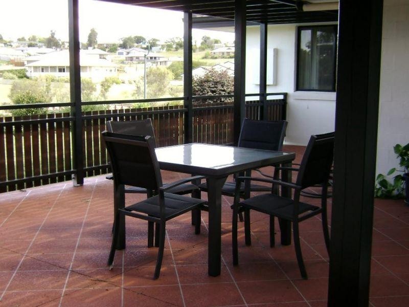 2 Bishop Court, Southside QLD 4570