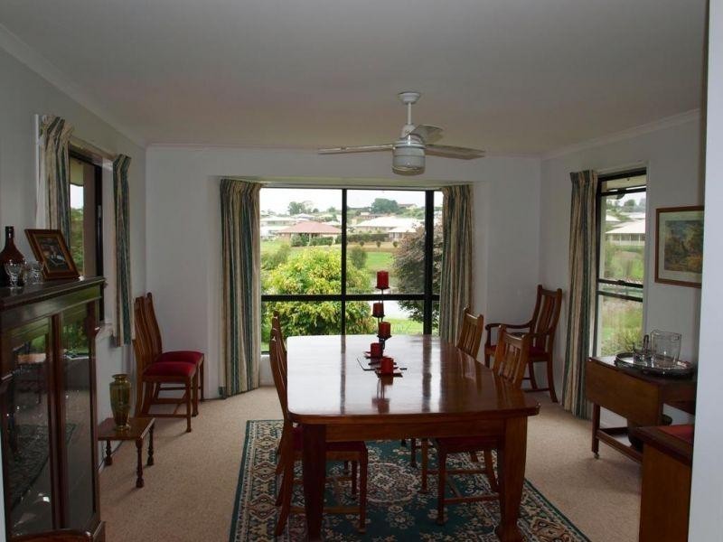 2 Bishop Court, Southside QLD 4570
