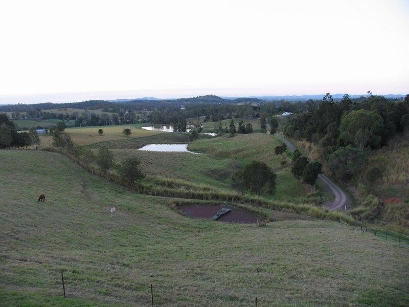 183 Robinson Road, Calico Creek QLD 4570