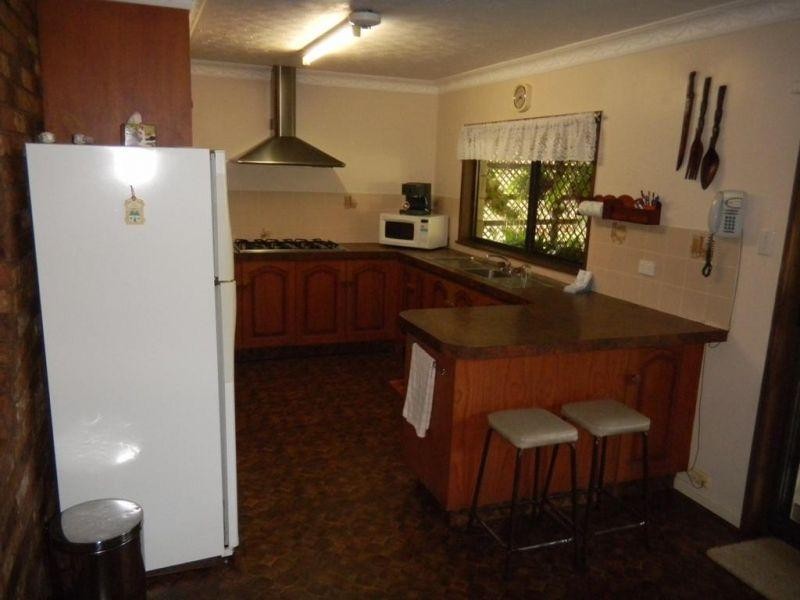 3 Daphne Street, Southside QLD 4570