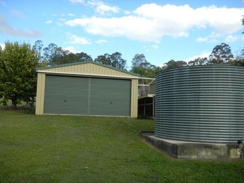 3 Daphne Street, Southside QLD 4570