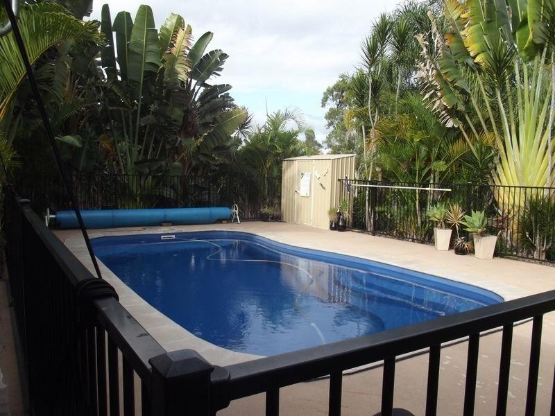 28 Emerald Drive, Southside QLD 4570