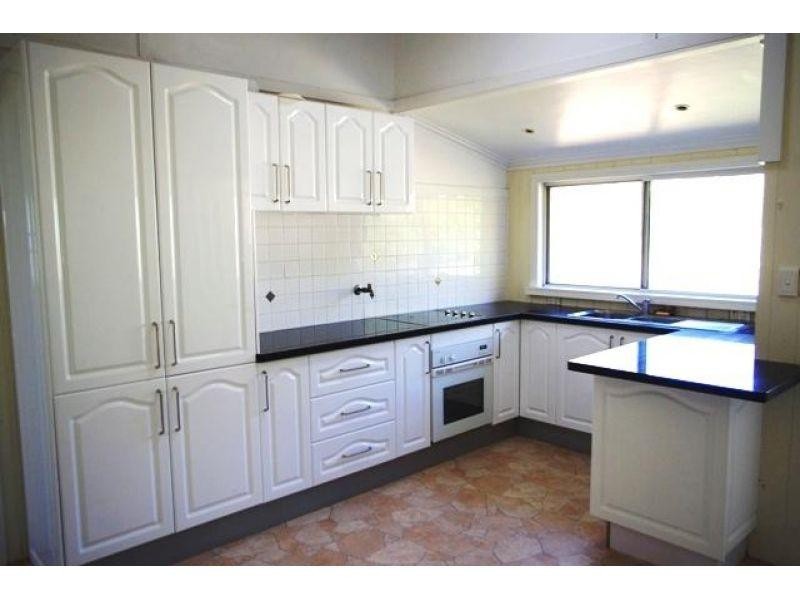 3 Moreland Road, Kilkivan QLD 4600