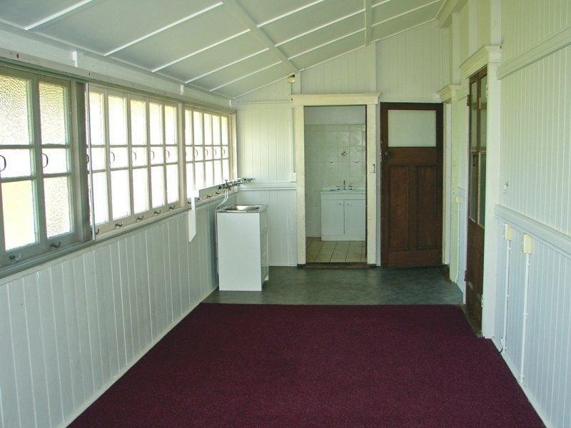 3 Moreland Road, Kilkivan QLD 4600