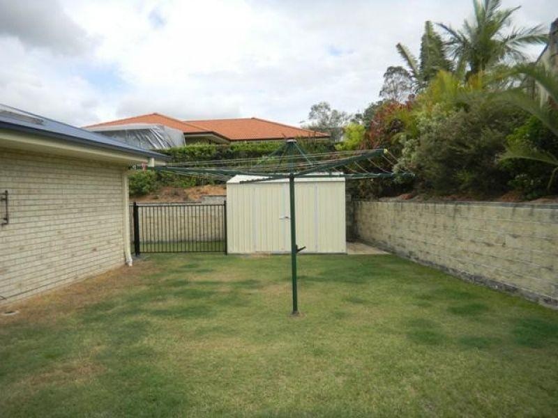 4 Federation Court, Southside QLD 4570