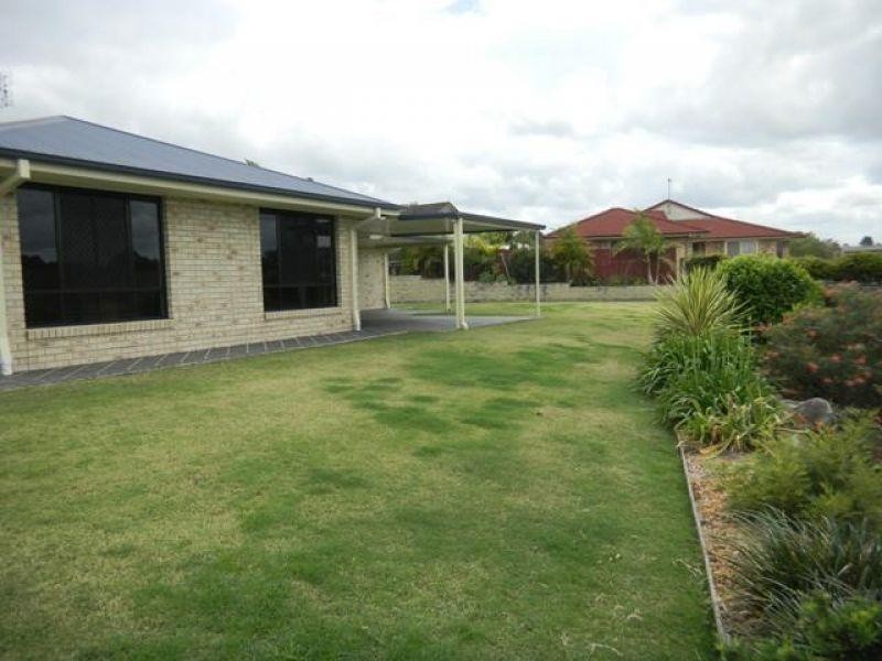 4 Federation Court, Southside QLD 4570