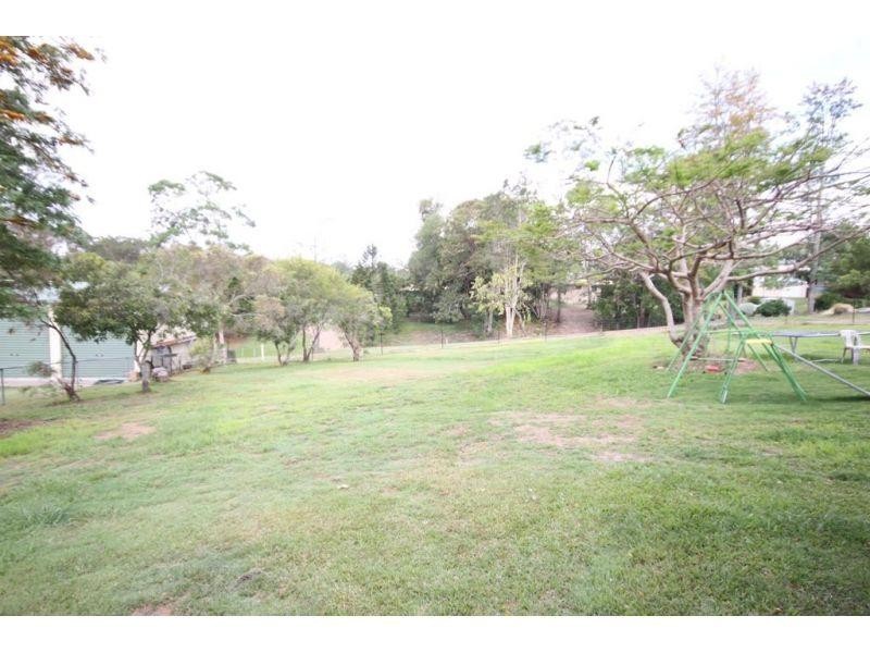29 Johnstone Rd, Southside QLD 4570