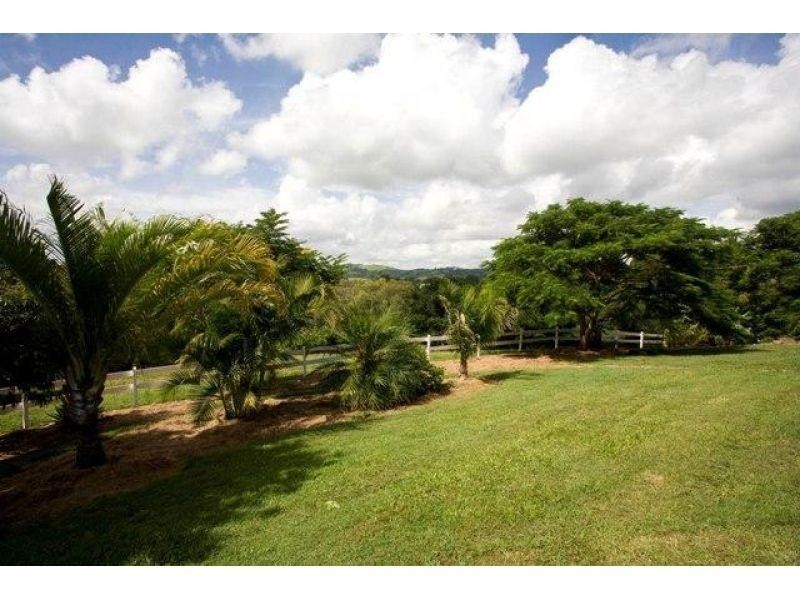 203 Allen Road, Chatsworth QLD 4570