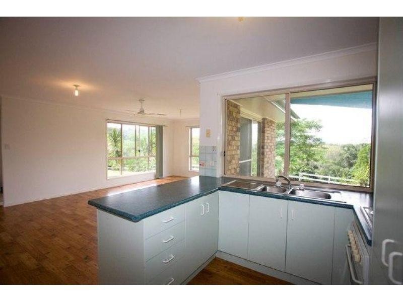 203 Allen Road, Chatsworth QLD 4570