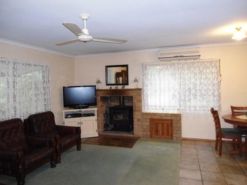 18 Eljays Road, The Palms QLD 4570