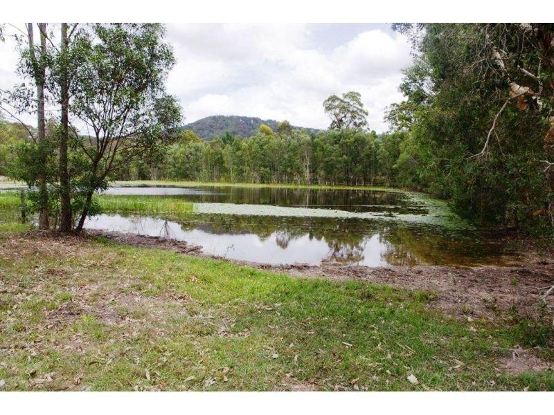 243 Cunningham Road, Goomboorian QLD 4570