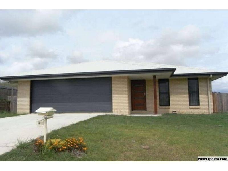 4 Principal Place, Jones Hill QLD 4570