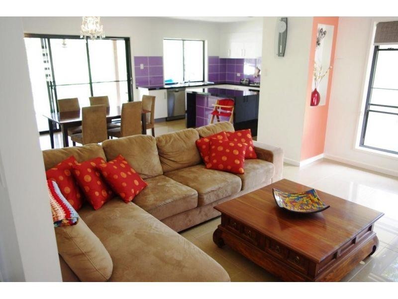 10 Parakeet Court, Tamaree QLD 4570