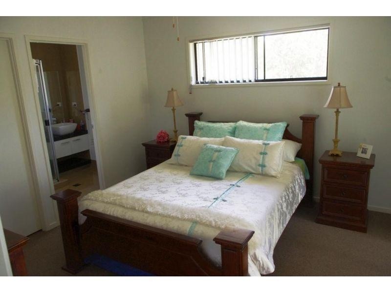 10 Parakeet Court, Tamaree QLD 4570