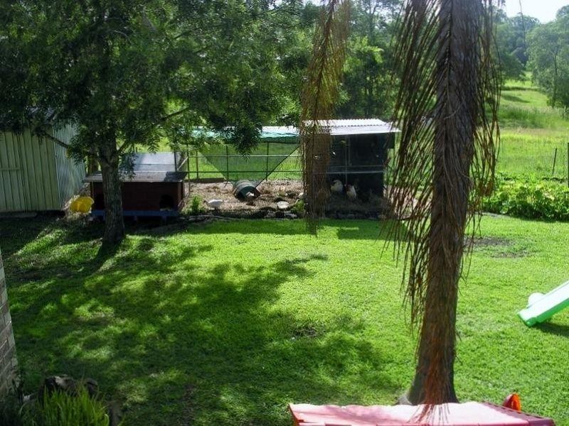 38 Groundwater Road, Southside QLD 4570