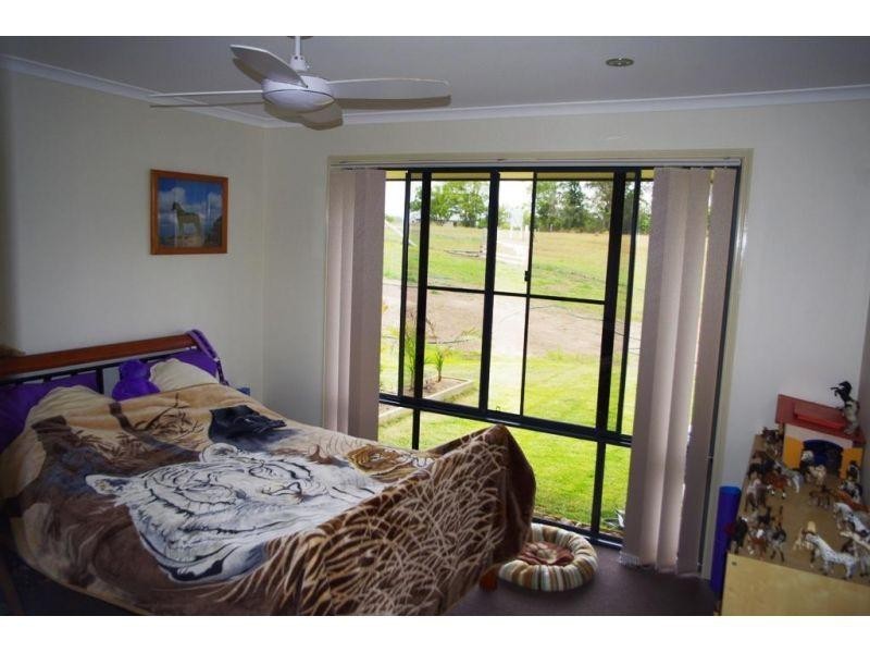 62 Taylor Road, Veteran QLD 4570