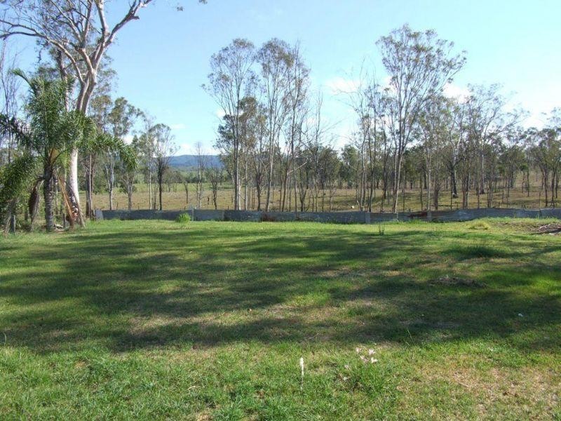 202 Oakview Road, Oakview QLD 4600